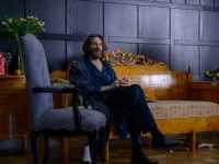 �������