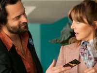 �������